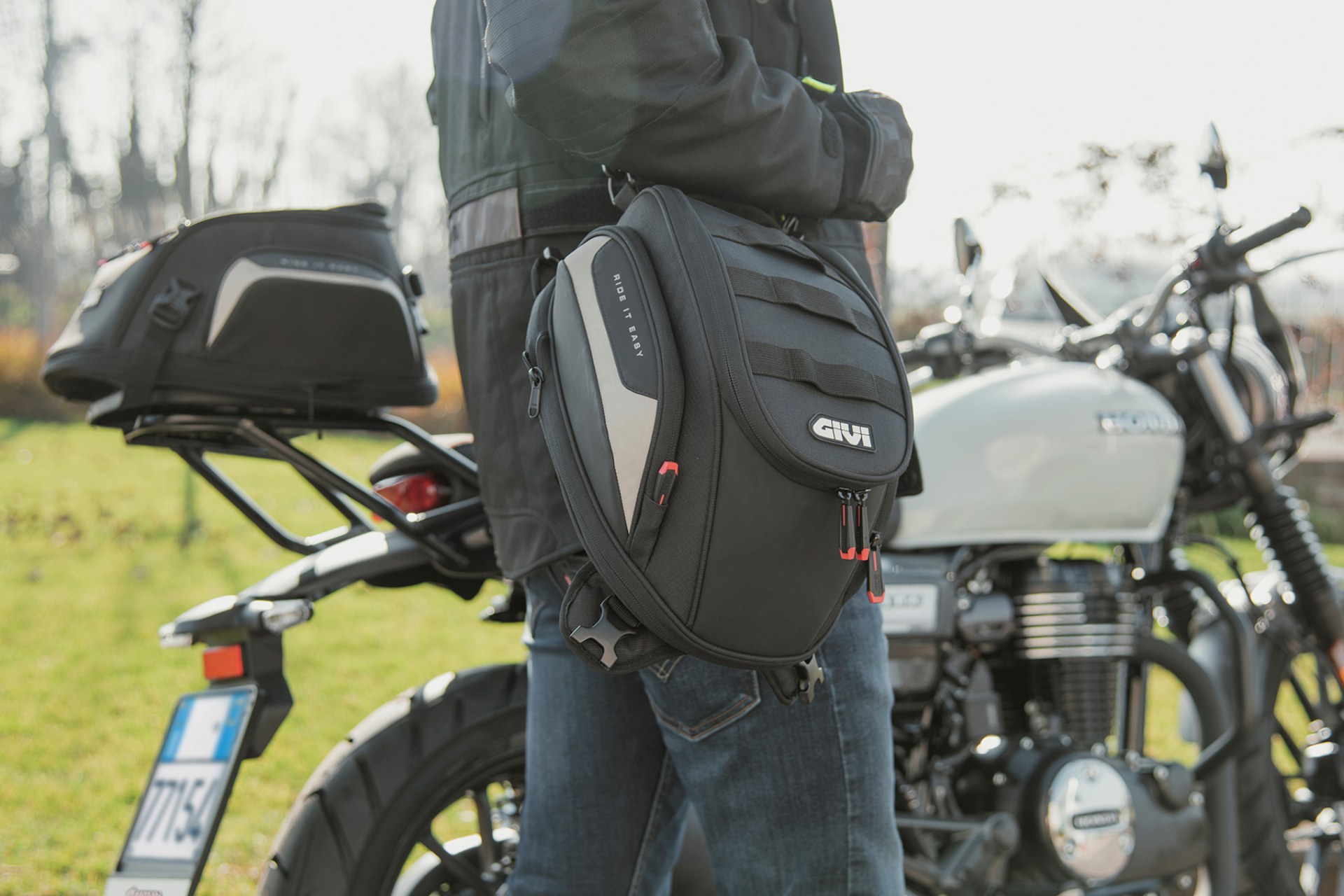 GIVI EASY-T motorcycle bags