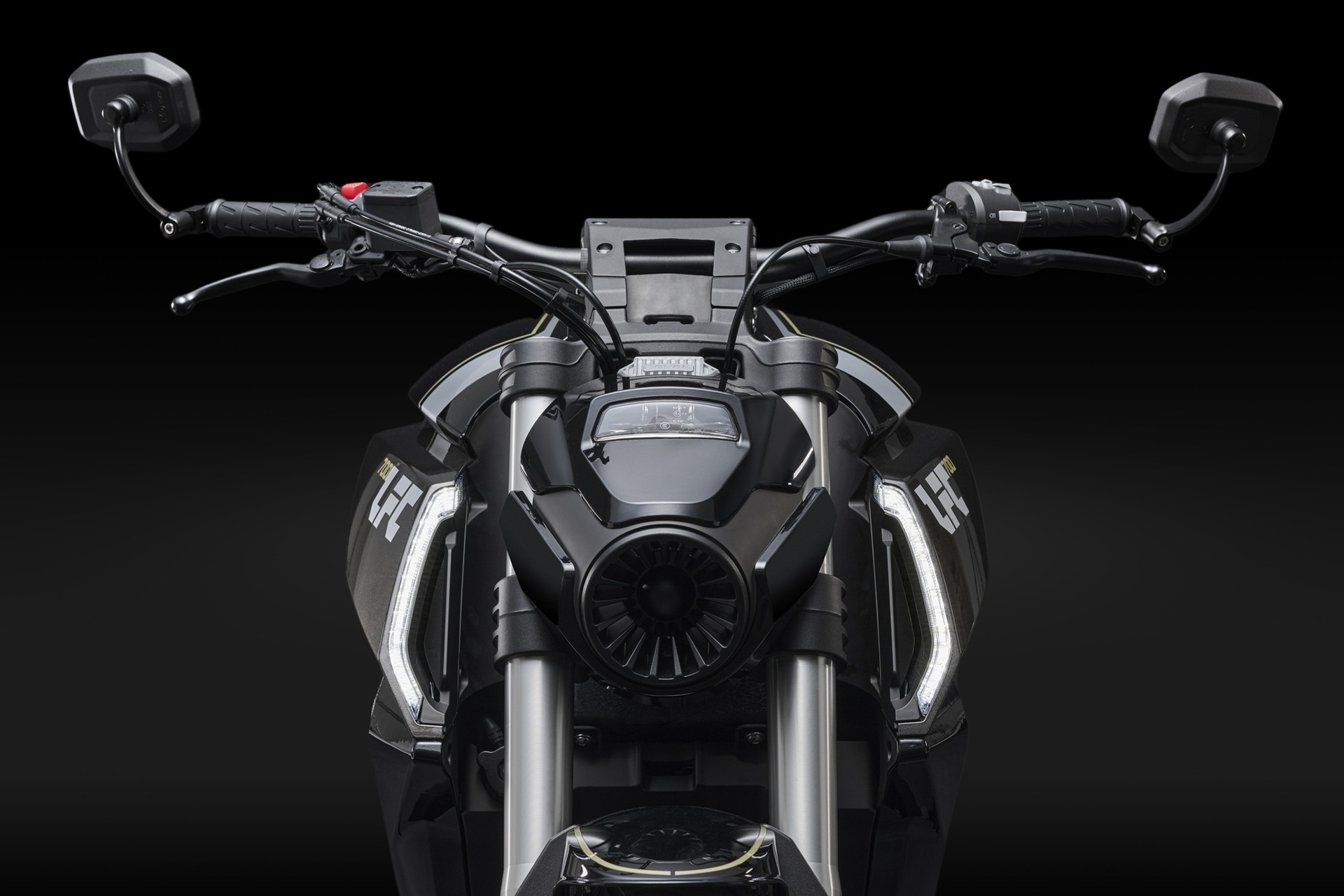 Keeway, Benelli, Morbidelli and Benda reduce prices until September