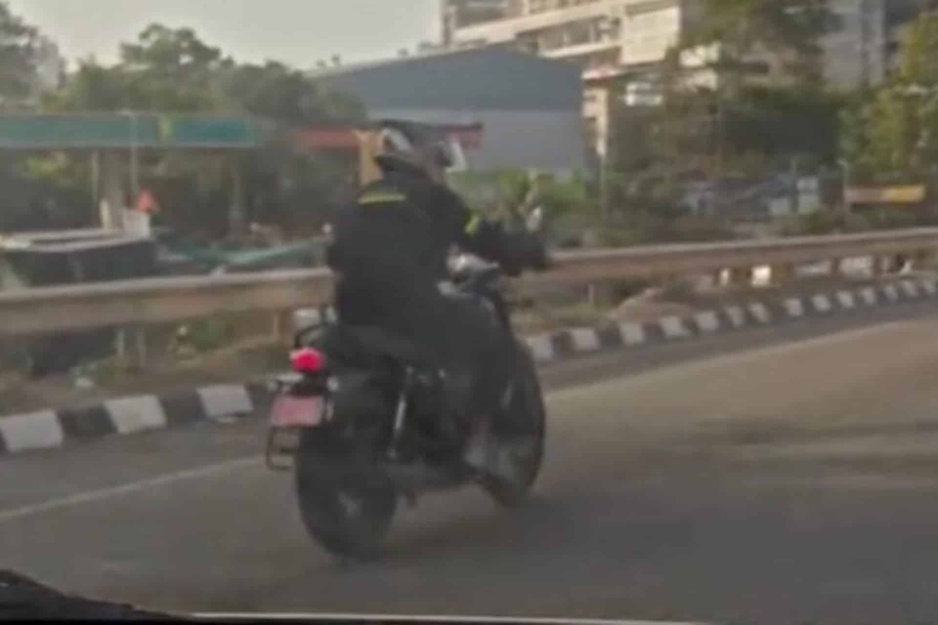 The future Bonneville 400 is once again seen among Indian traffic