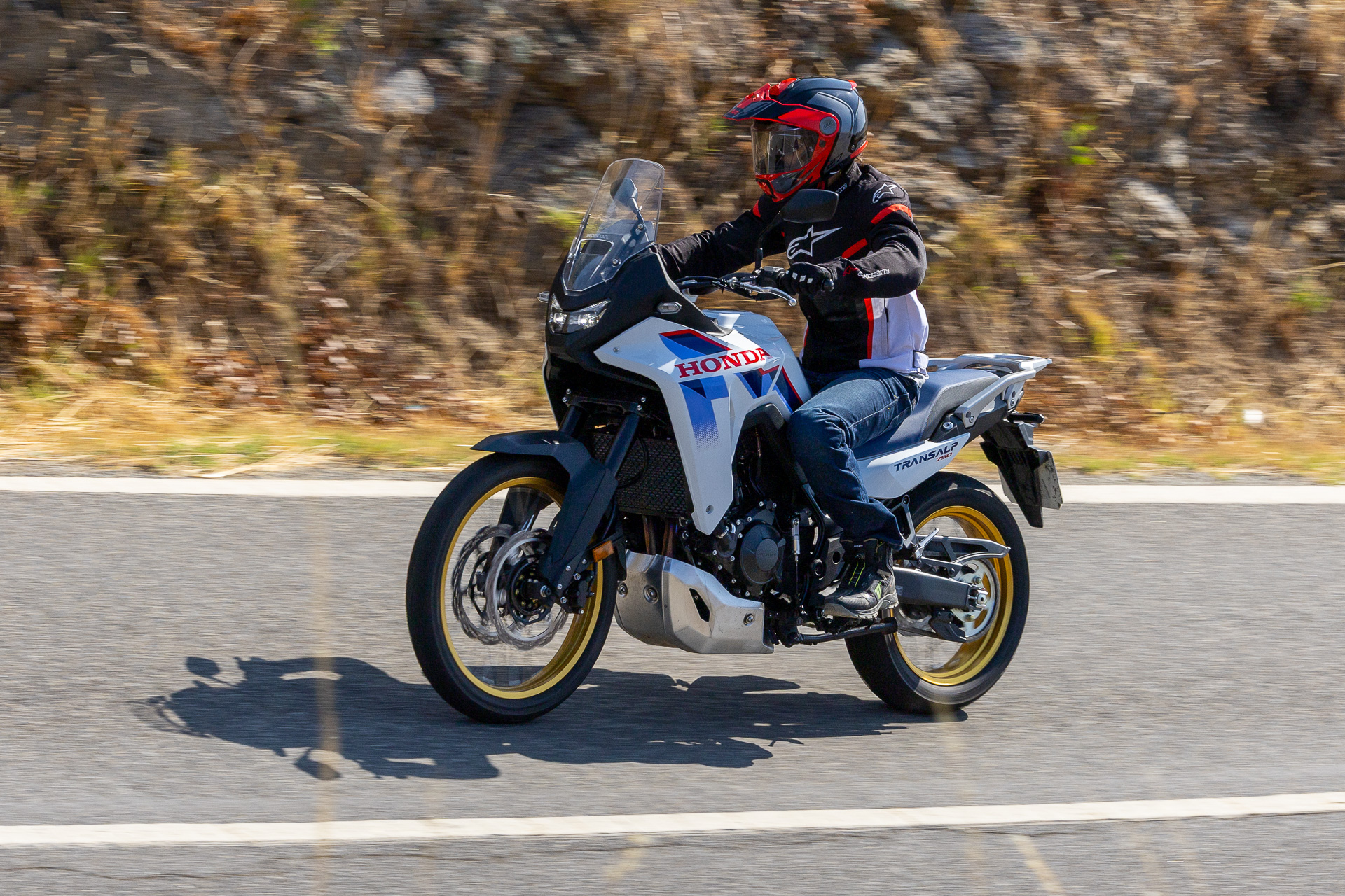 Thorough test Honda XL750 Transalp E-Clutch