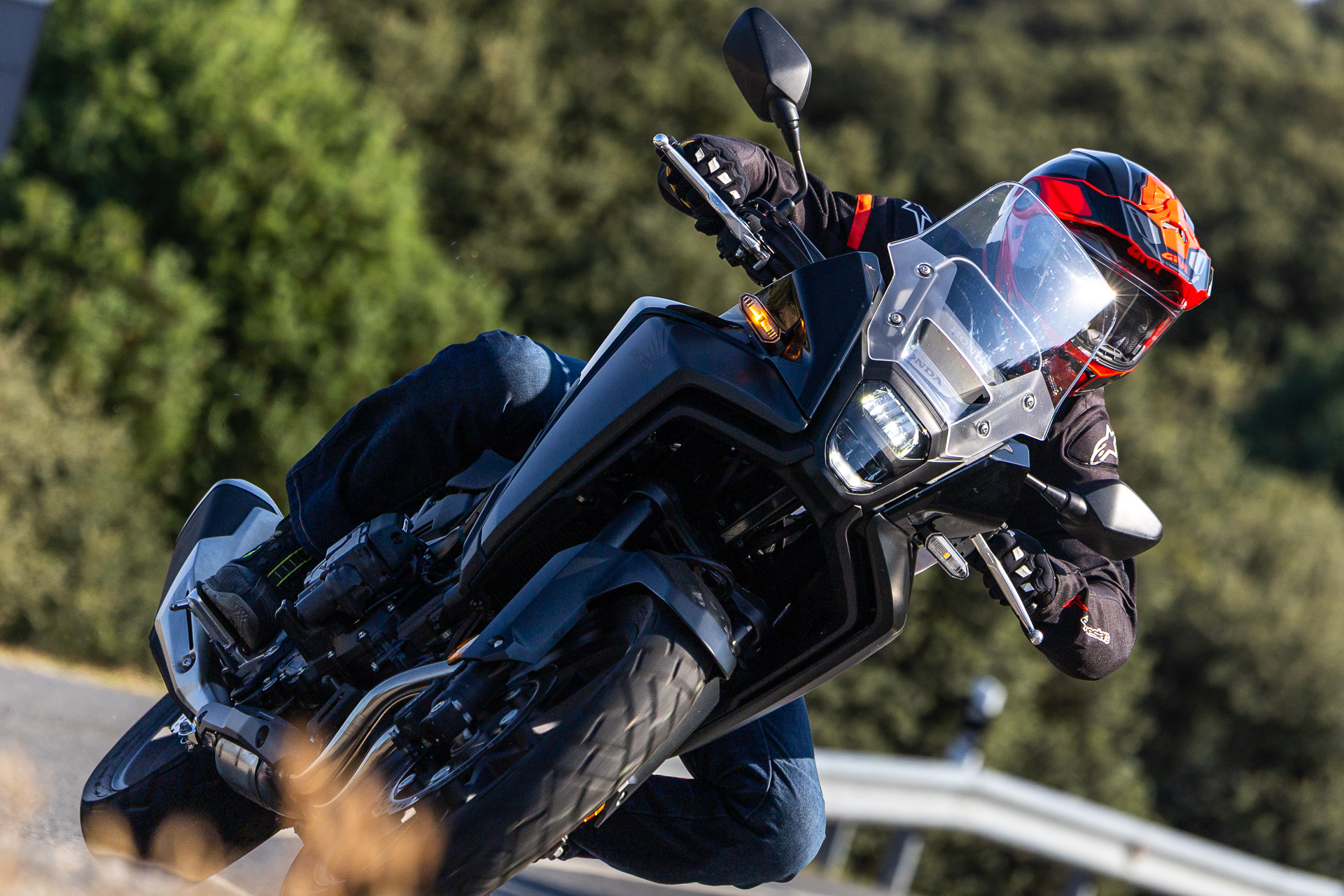 Honda NX500 E-Clutch Test