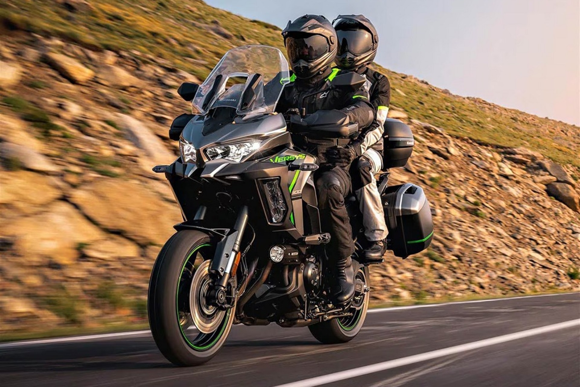 Kawasaki expands its commercial horizons with a new Versys 900 for 2027