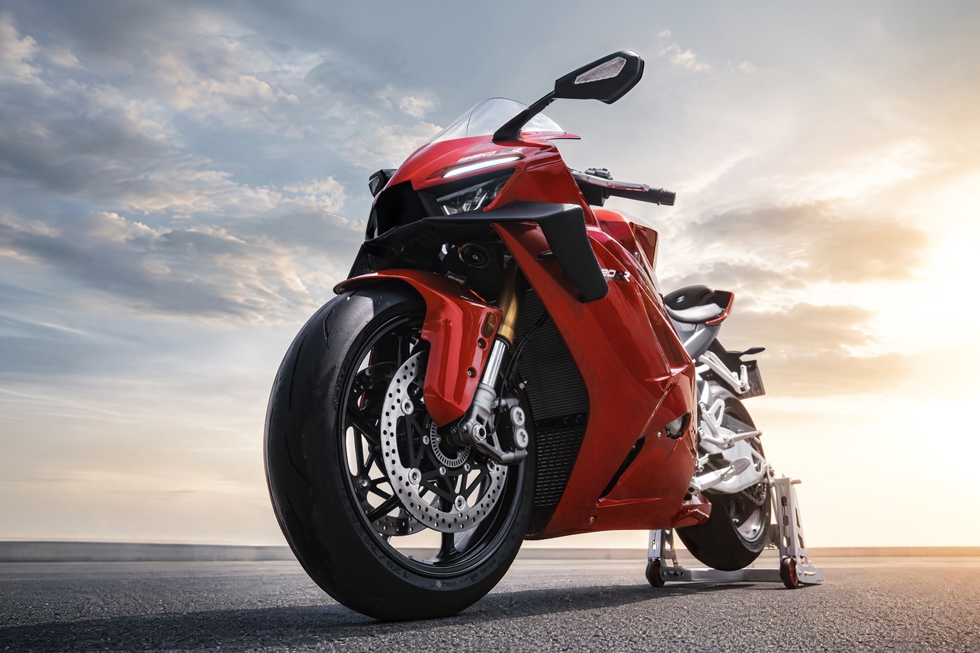 ZXMoto starts its activity in Spain with the launch of its website and the marketing of its 2026 range