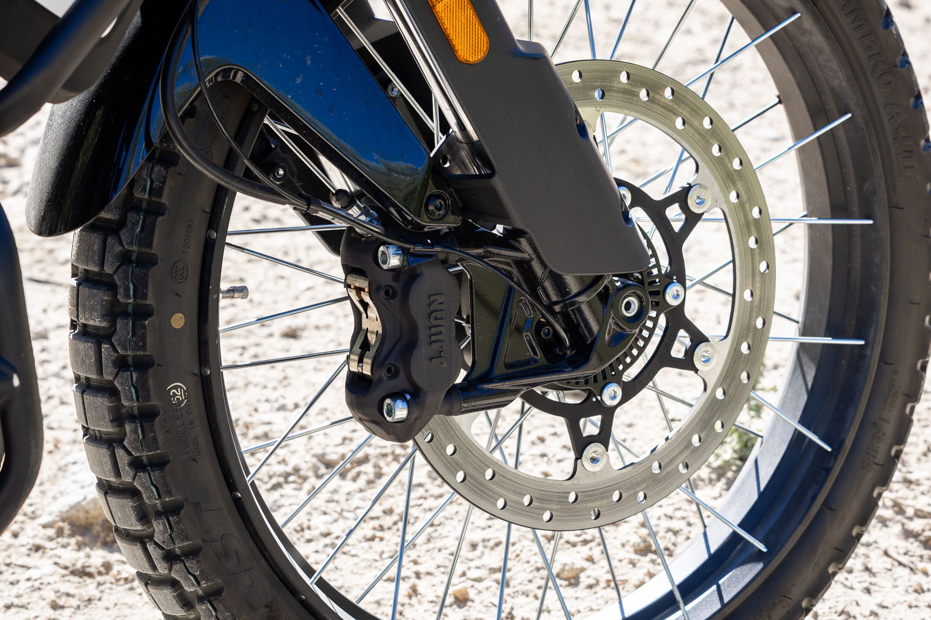 Comparison: Moto Morini Alltrhike 450 Vs CFMOTO 450MT