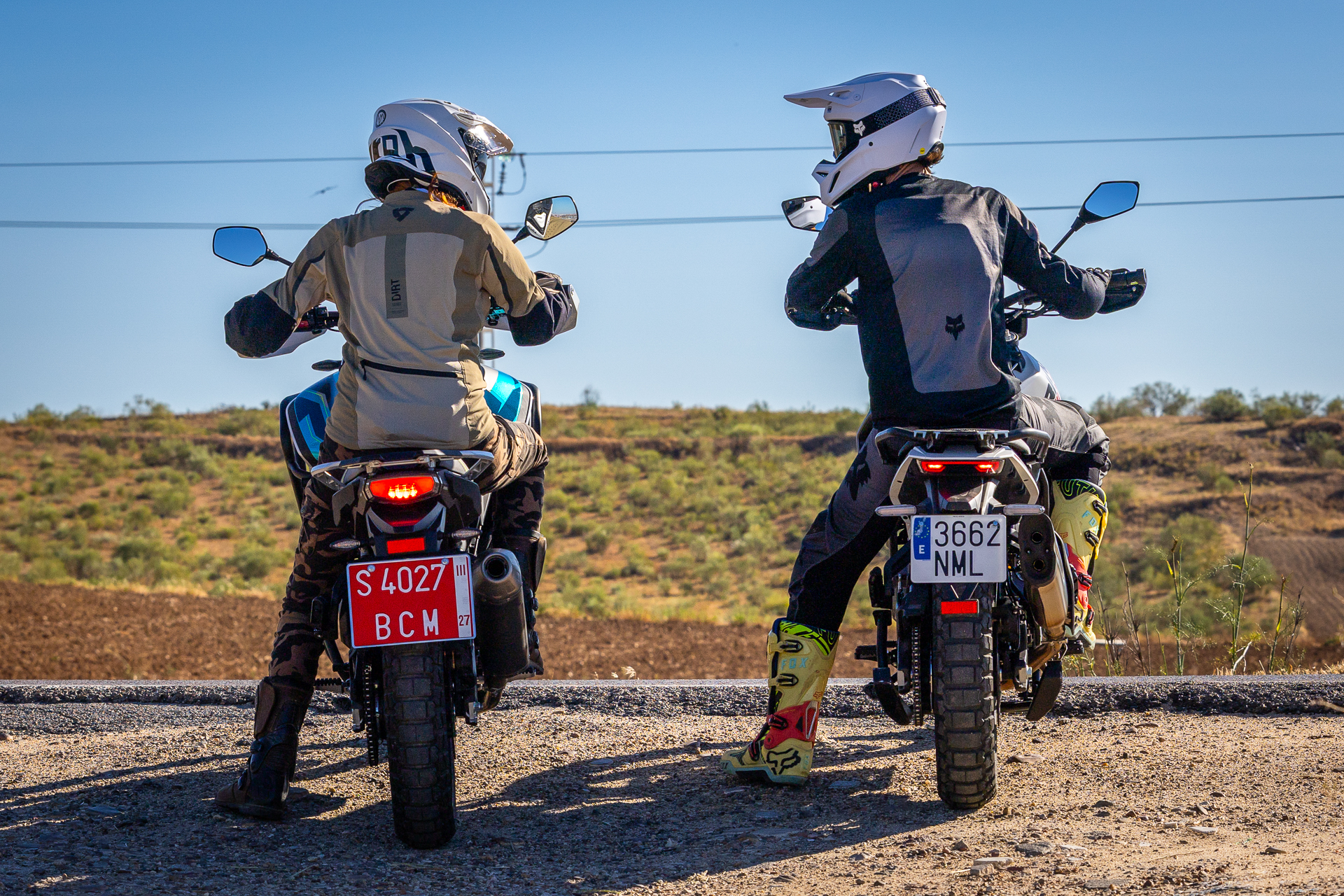 Comparison: Moto Morini Alltrhike 450 Vs CFMOTO 450MT