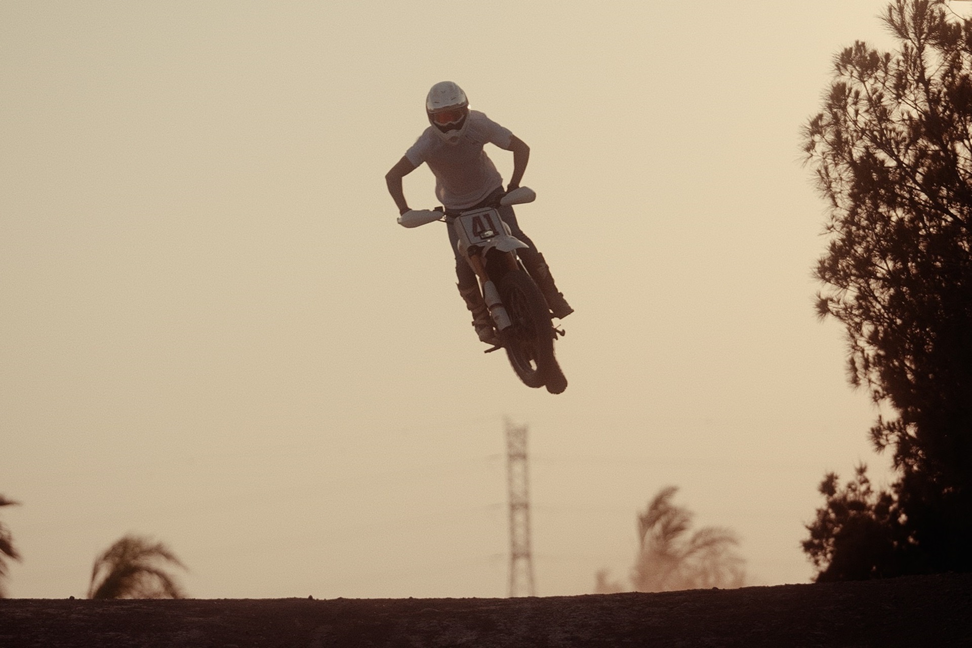 Tamarit Motorcycles presents “Miura”, the radical off-road machine with which Triumph Originals