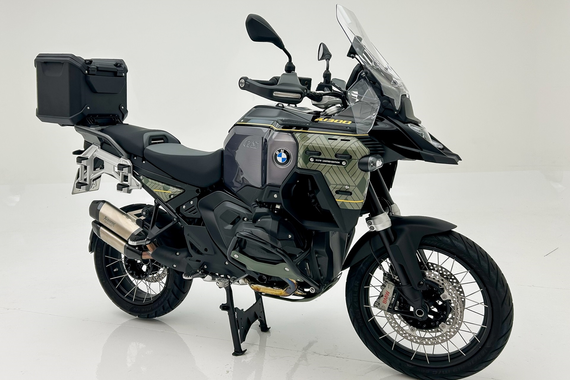 BMW Motorrad launches a limited edition of its R 1300 GS Adventure to celebrate a very special anniversary