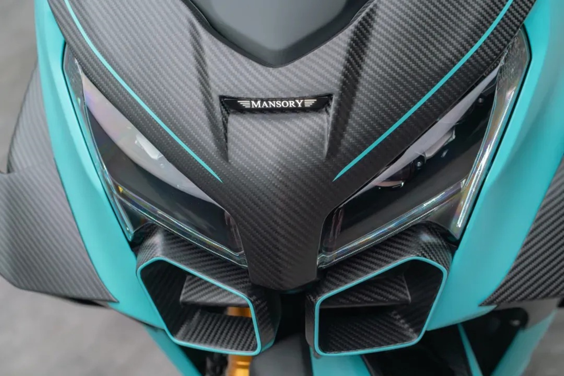 Mansory presenta su última creación sobre el T-Max 560 fiel a su característico estilo