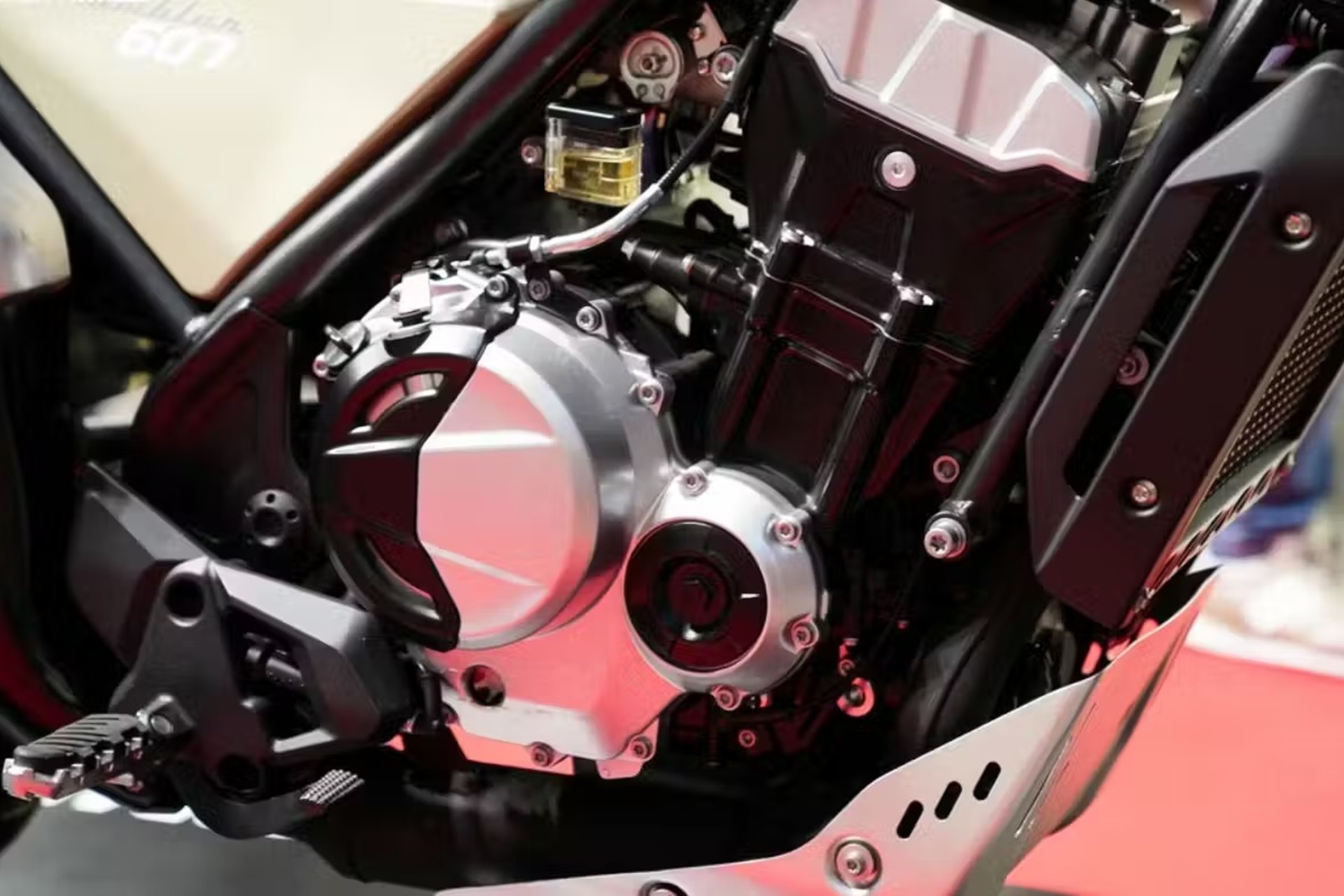 News about the new Rieju Scrambler 607: we already know all the details