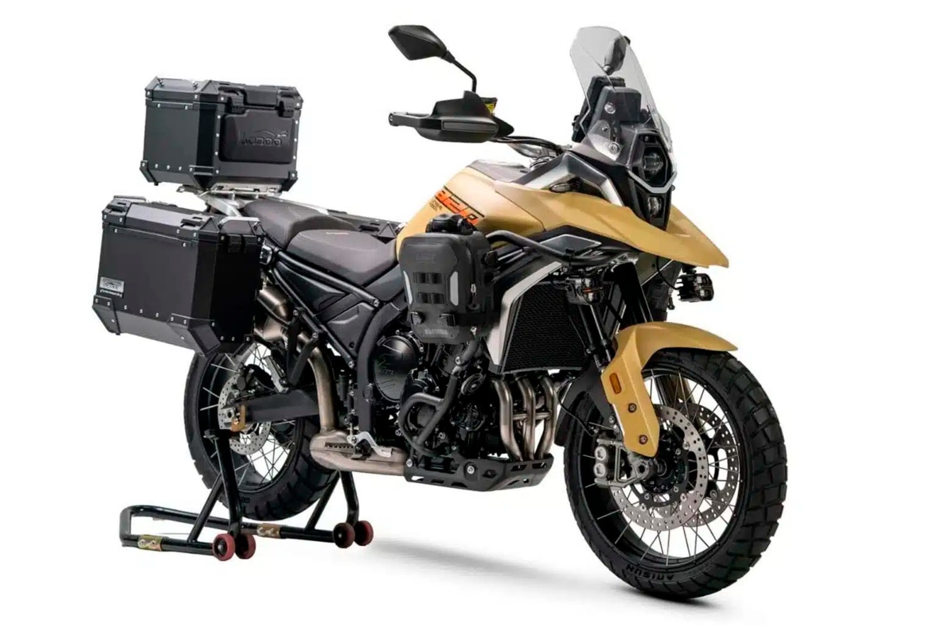 ZXMoto reveals its new 820X and fully enters the high-performance ADV category