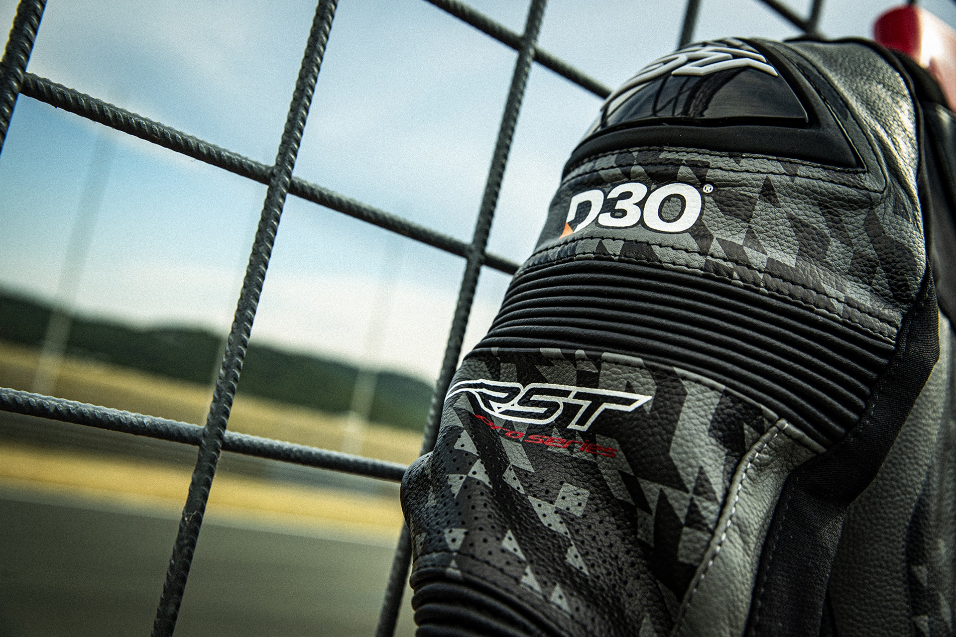 RST Race Collection: a range developed to experience the motorcycle from its sportiest side