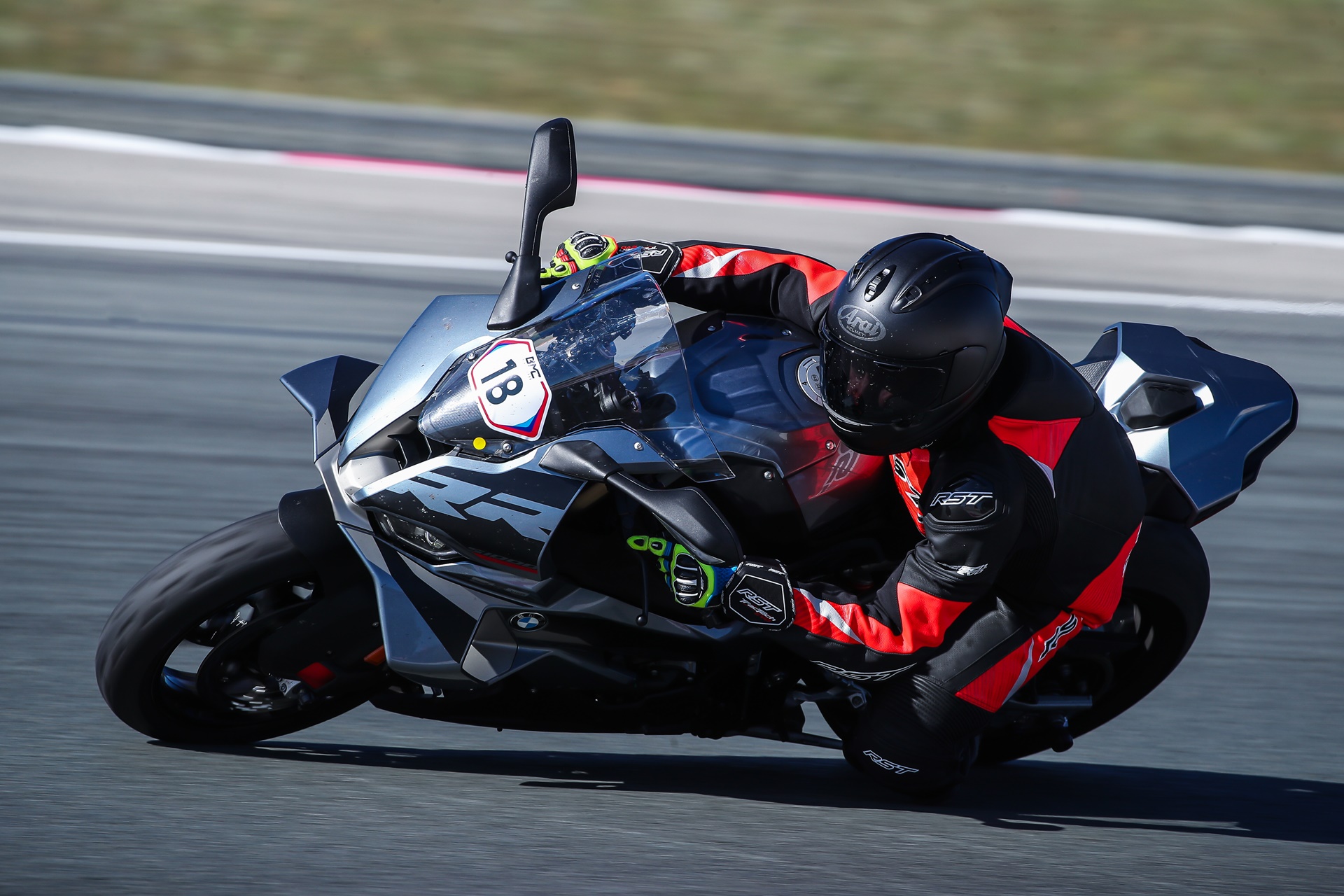 RST Race Collection: una gama desarrollada para vivir la moto desde su lado más deportivo