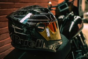 Simpson x Buell: The Yankee brand not only launches a new range of motorcycles, but also its own helmet model