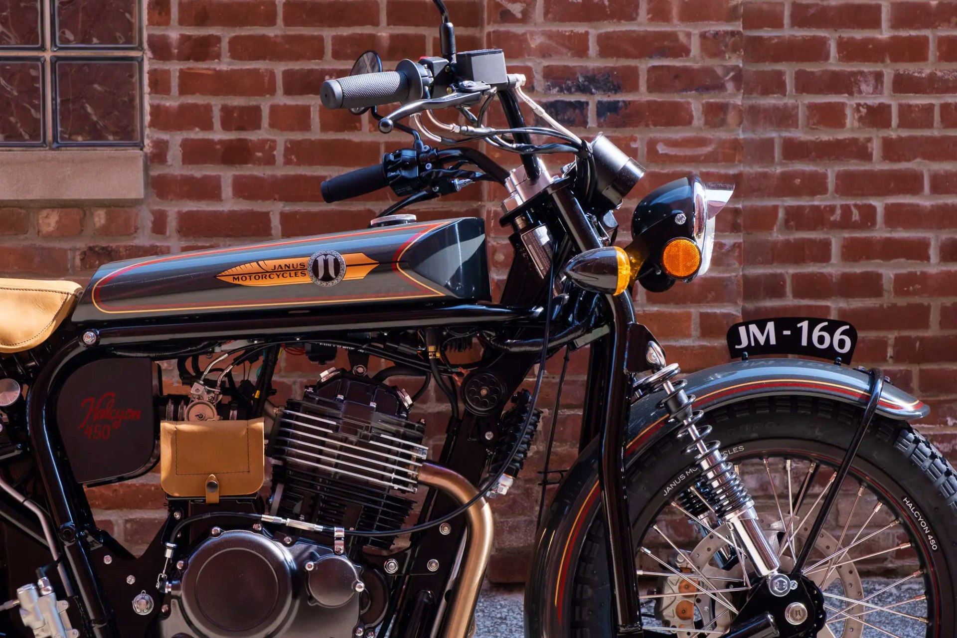 Janus Halcyon 450 Hartford Industrial