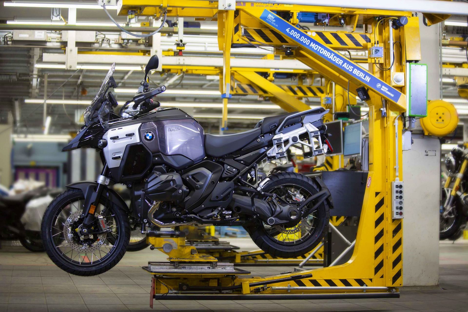 BMW Motorrad 2026 benefits