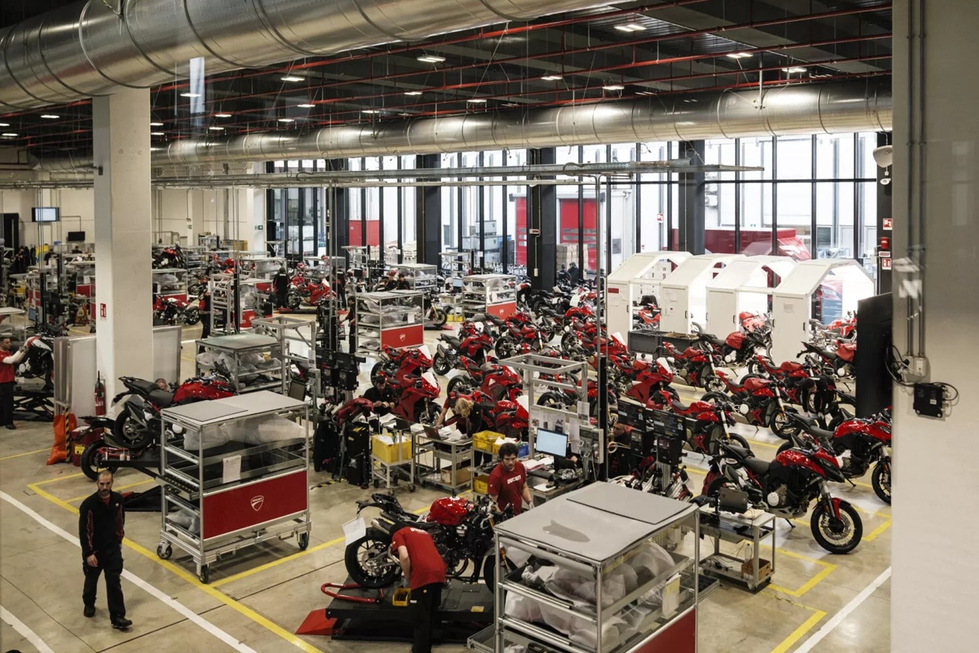 “Ducati Raise the Bar”: this is the brand's new strategic plan focused on reinforcing competitiveness, innovation and growth