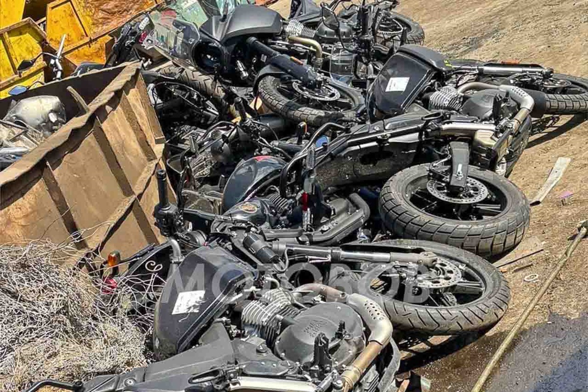 Royal Enfield sends several test units of the Himalayan 750 to scrapping