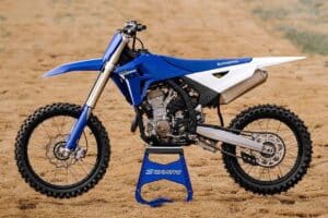 ZXMoto throws itself into the mud with the MX250 after surprising at the WSSP