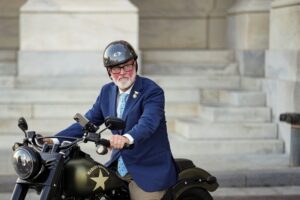 Helmet yes, helmet no: the debate in the United States about its mandatory nature is reopened