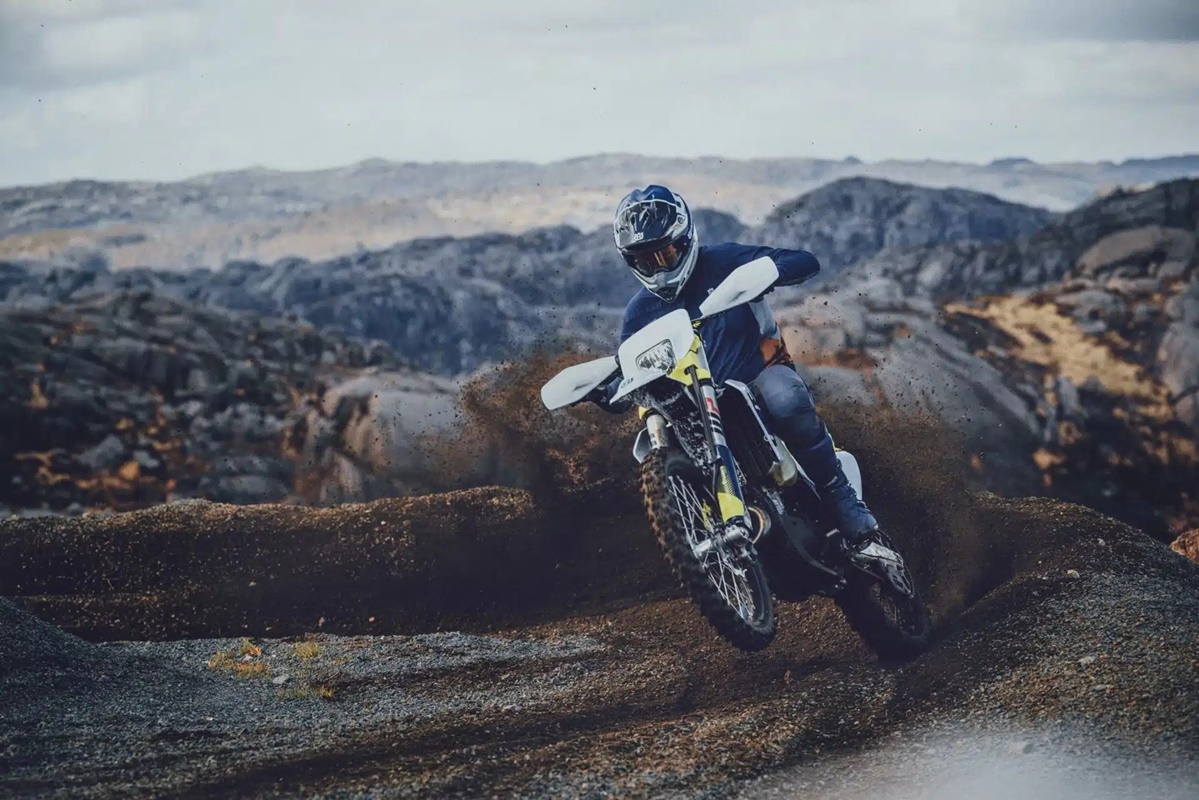Husqvarna begins a review campaign for certain Enduro and Cross Country models