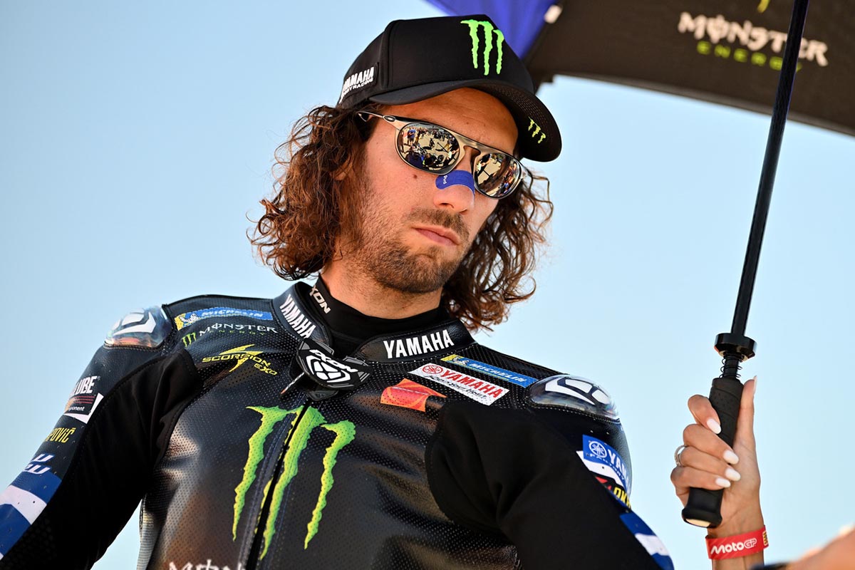 Álex Rins pone punto y final a su carrera sobre dos ruedas