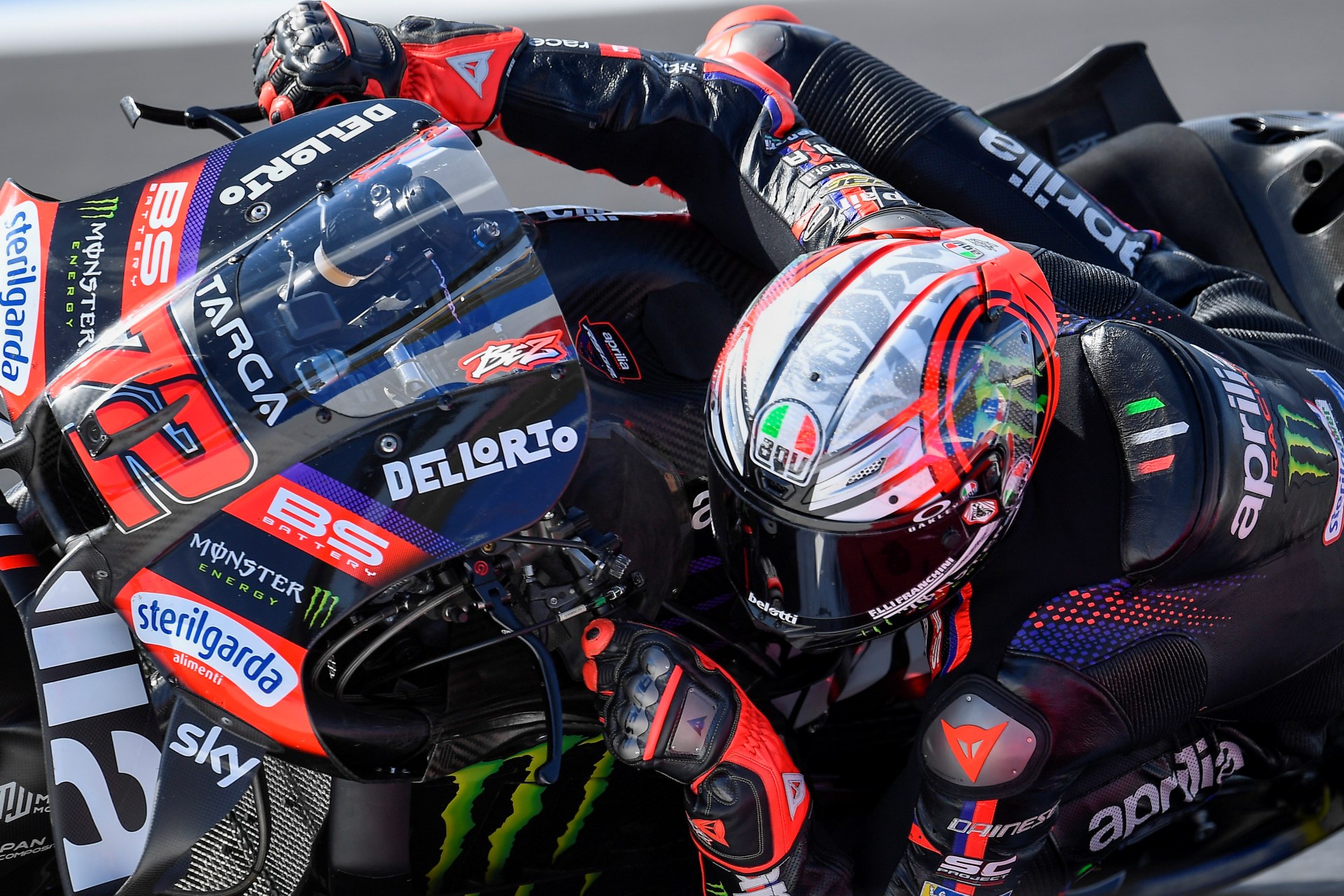 AGV | TRACK GP R3