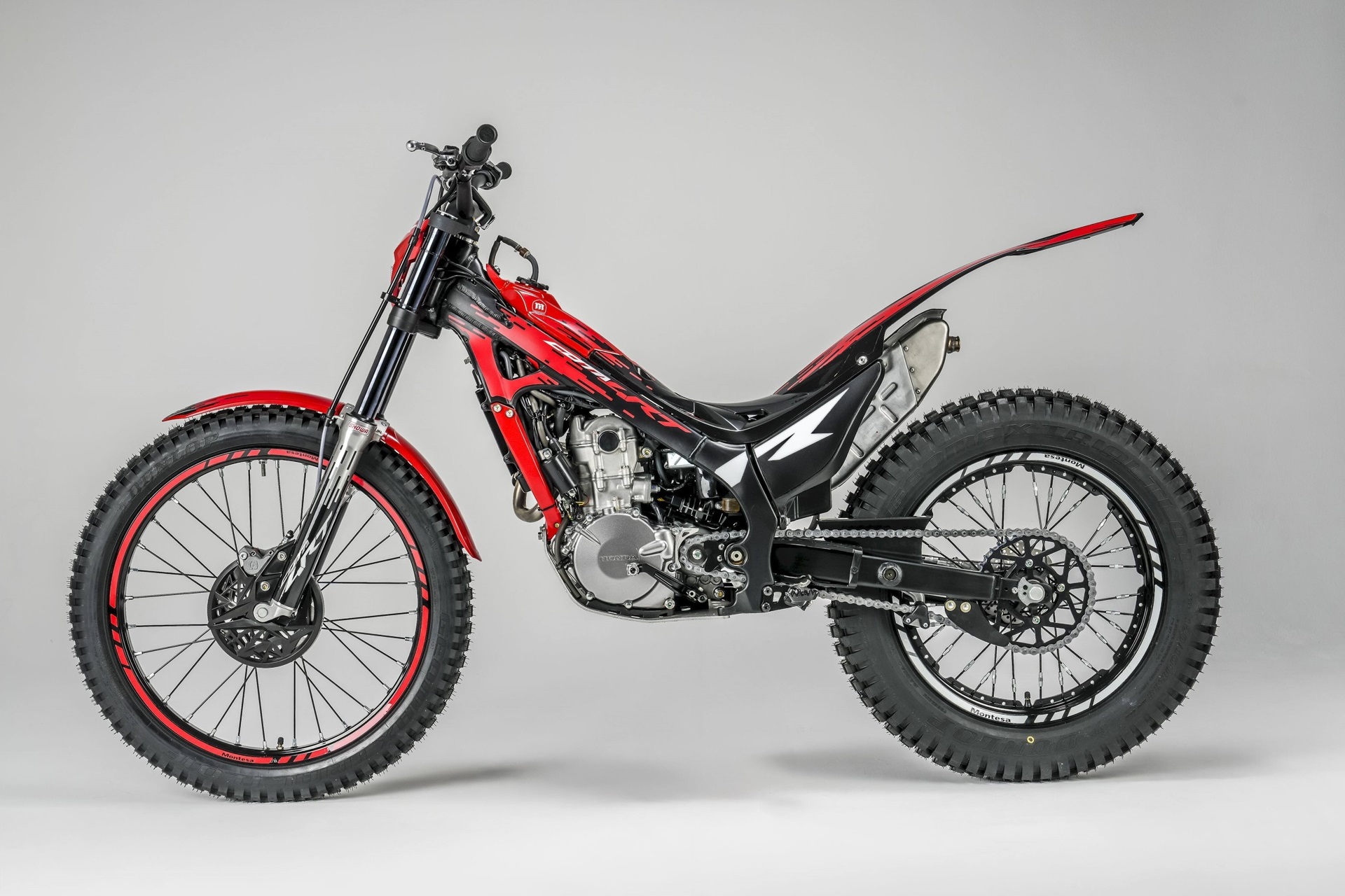 Montesa launches new decorations in its renewed 2027 range