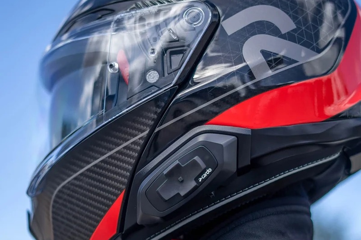 HJC Packtalk: el nuevo sistema totalmente integrado que conserva el diseño original del casco