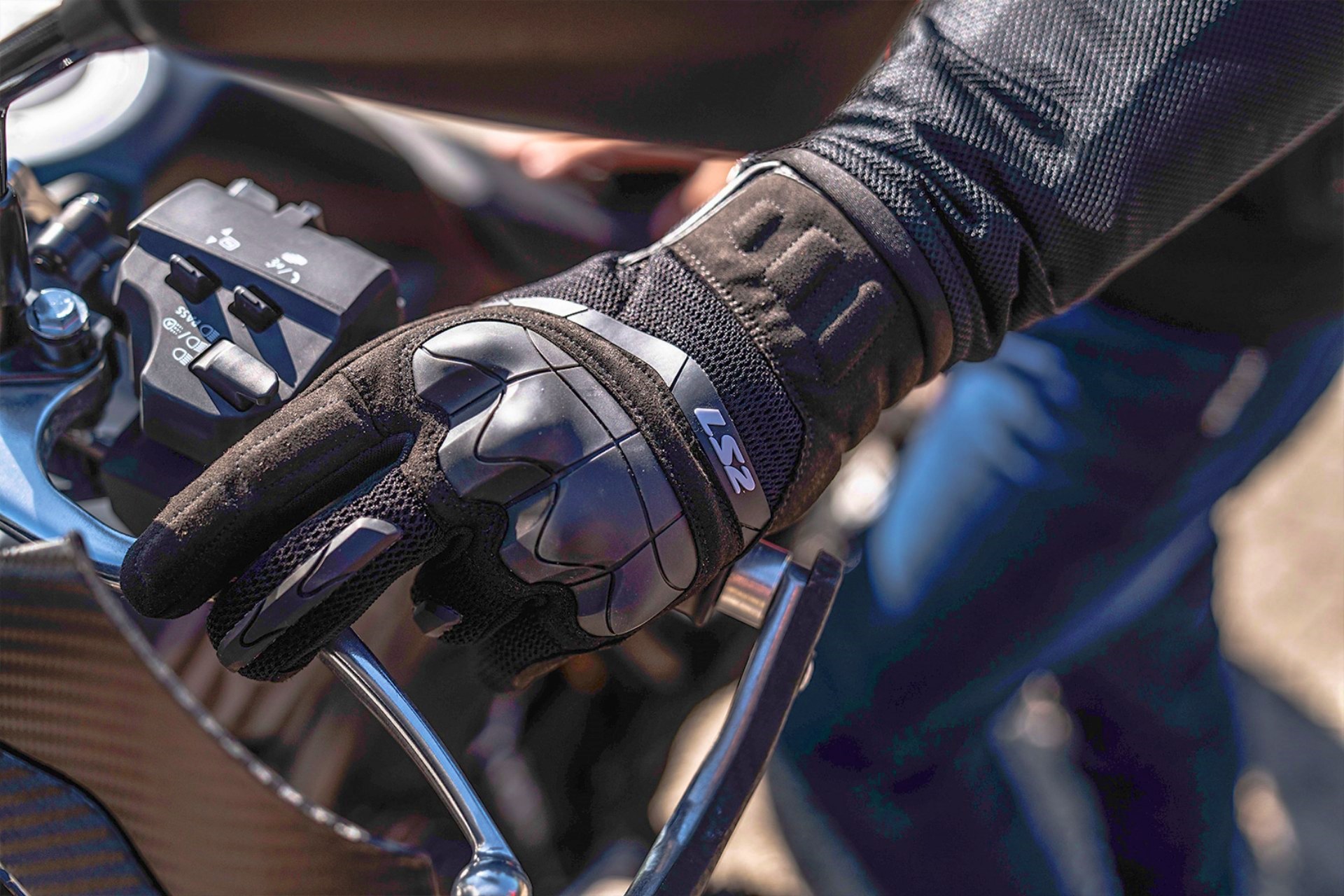 LS2 motorcycle gloves new DGT Regulations