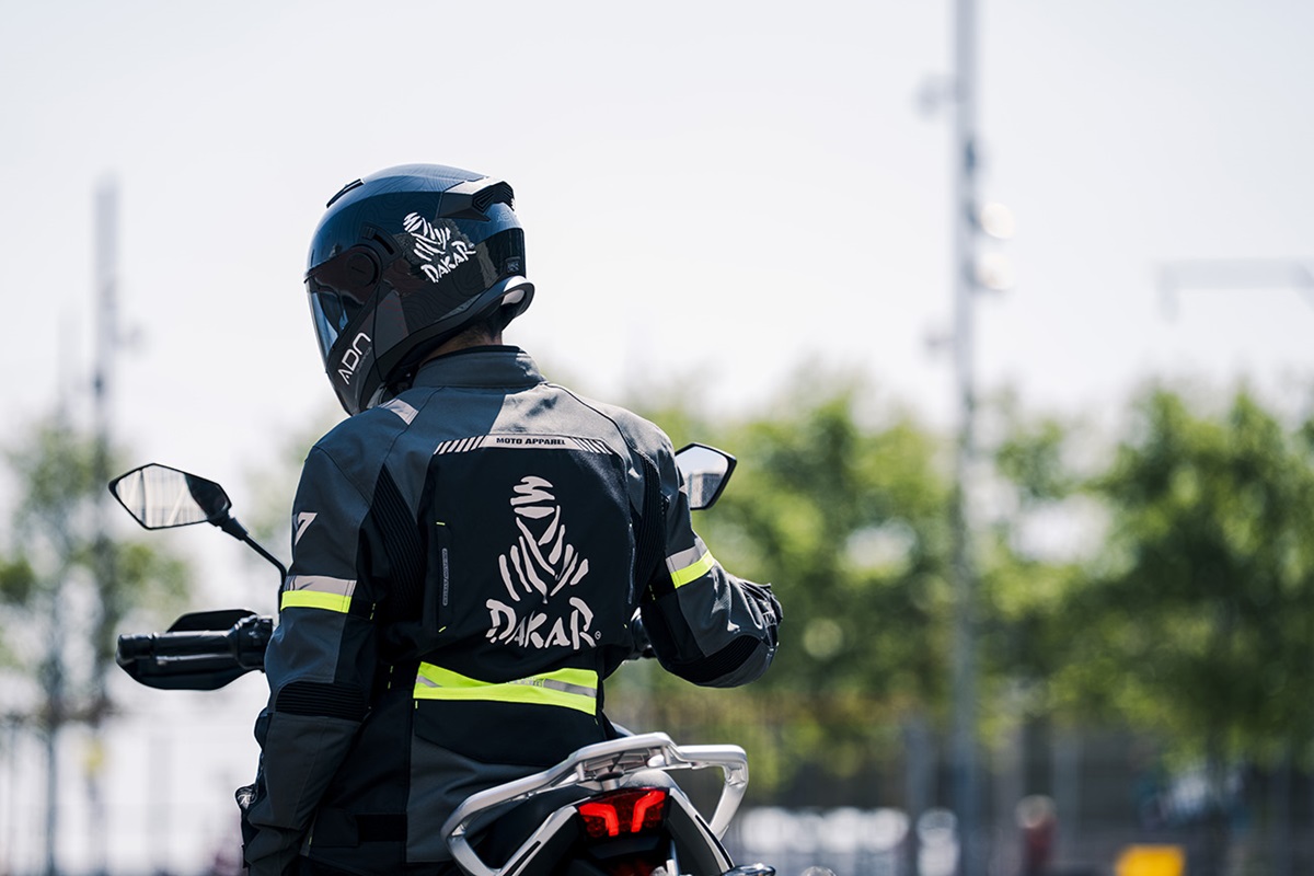 Invictus Moto launches Heracles Dakar, its new special edition jacket in official collaboration with the prestigious rally