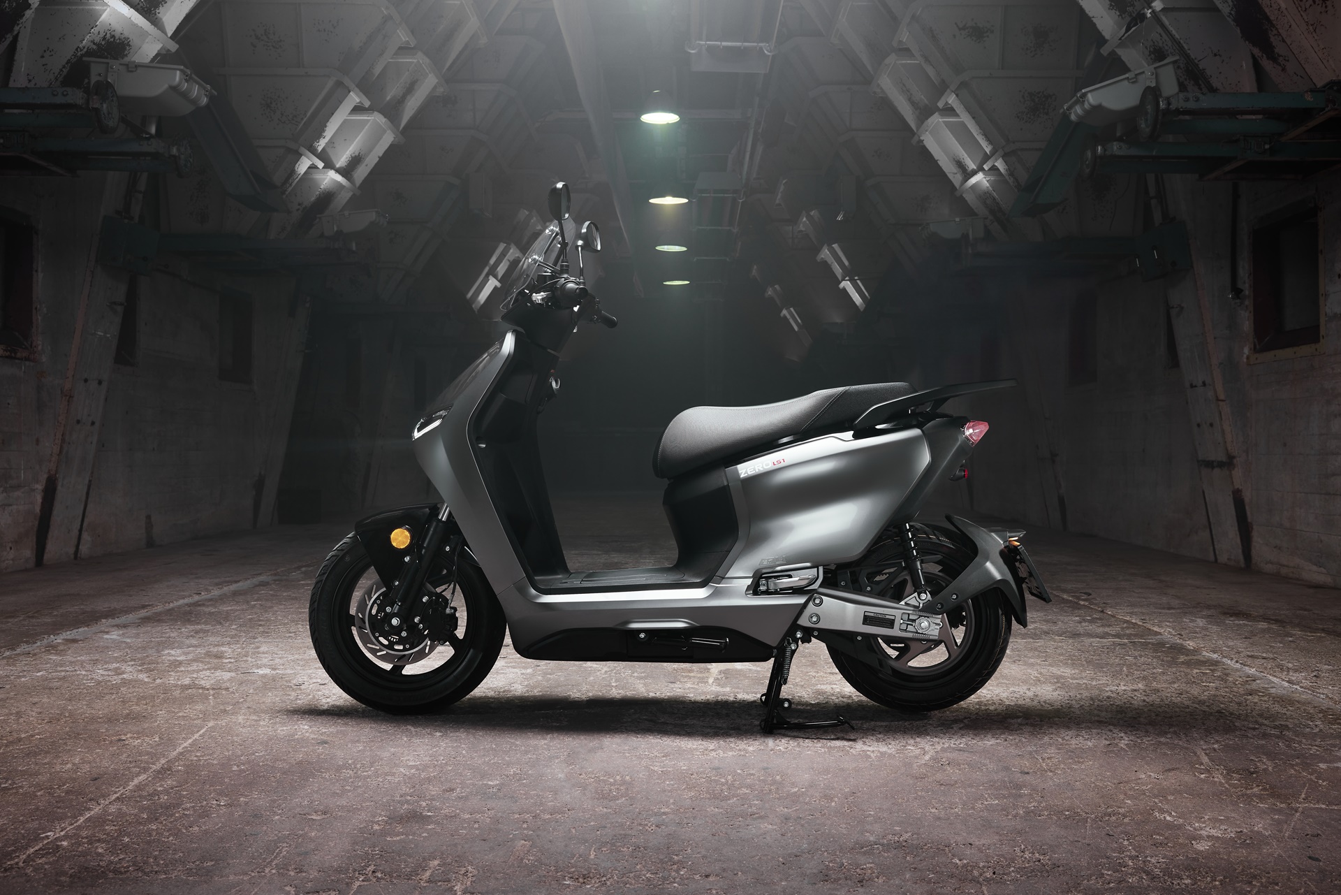 Zero launches a limited edition of its SR/F on the occasion of its 20th Anniversary