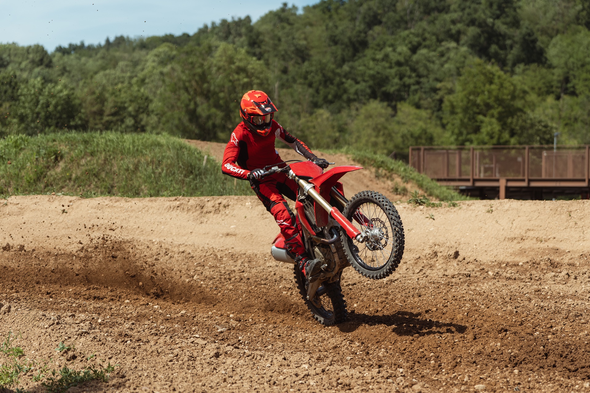 Ducati Desmo450 MX 2027 range: more features and better ergonomics to improve riding