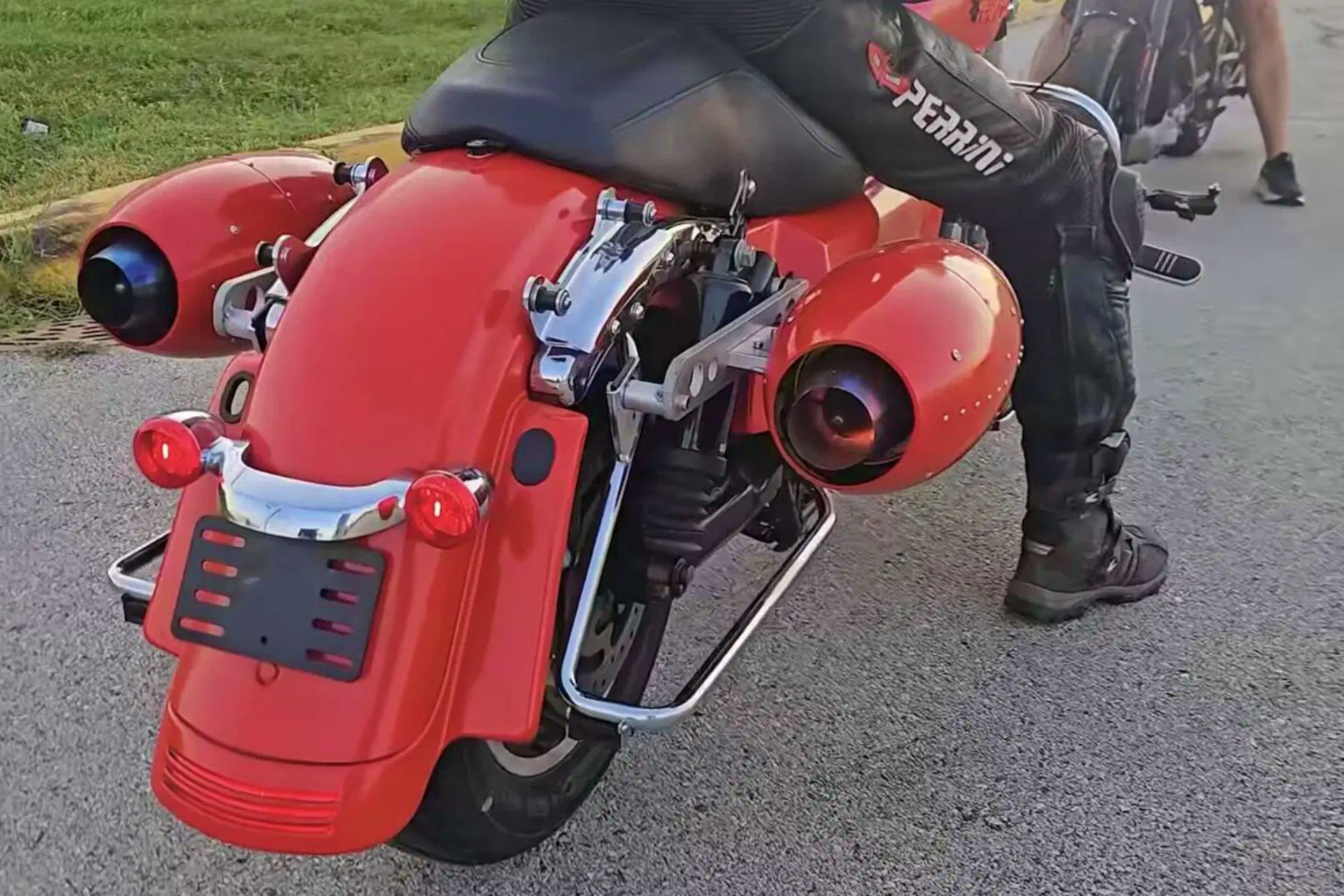 Harley-Davidson Street Glide Jet Glide reacción