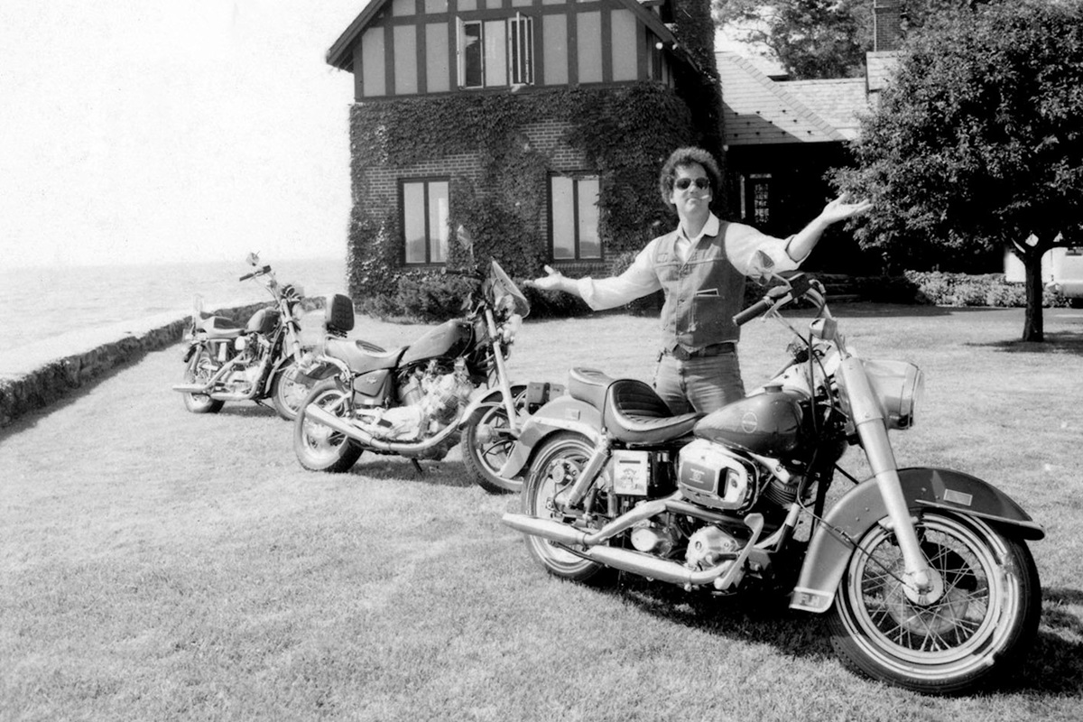 Billy Joel sells his motorcycle collection for a good cause
