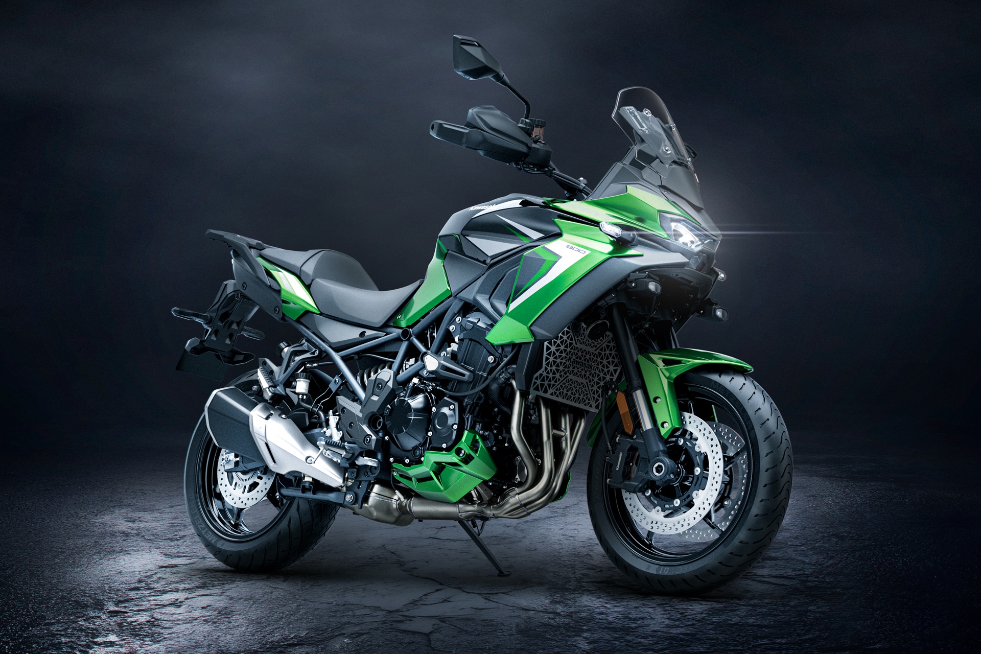Versys 900 2027: La nueva crossover “más deportiva jamás creada” por Kawasaki