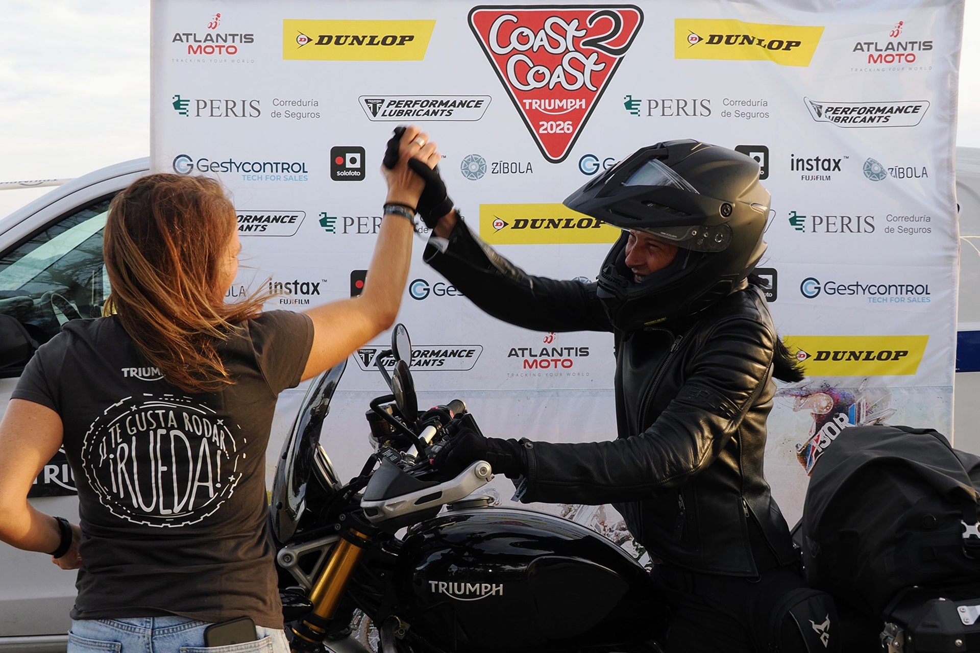 Triumph Coast 2 Coast 2026: Un centenar de motos recorrieron el este y sur peninsular