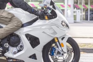The future BMW S 1000 RR 2027 already points to the Ducati Panigale V4 with these important changes