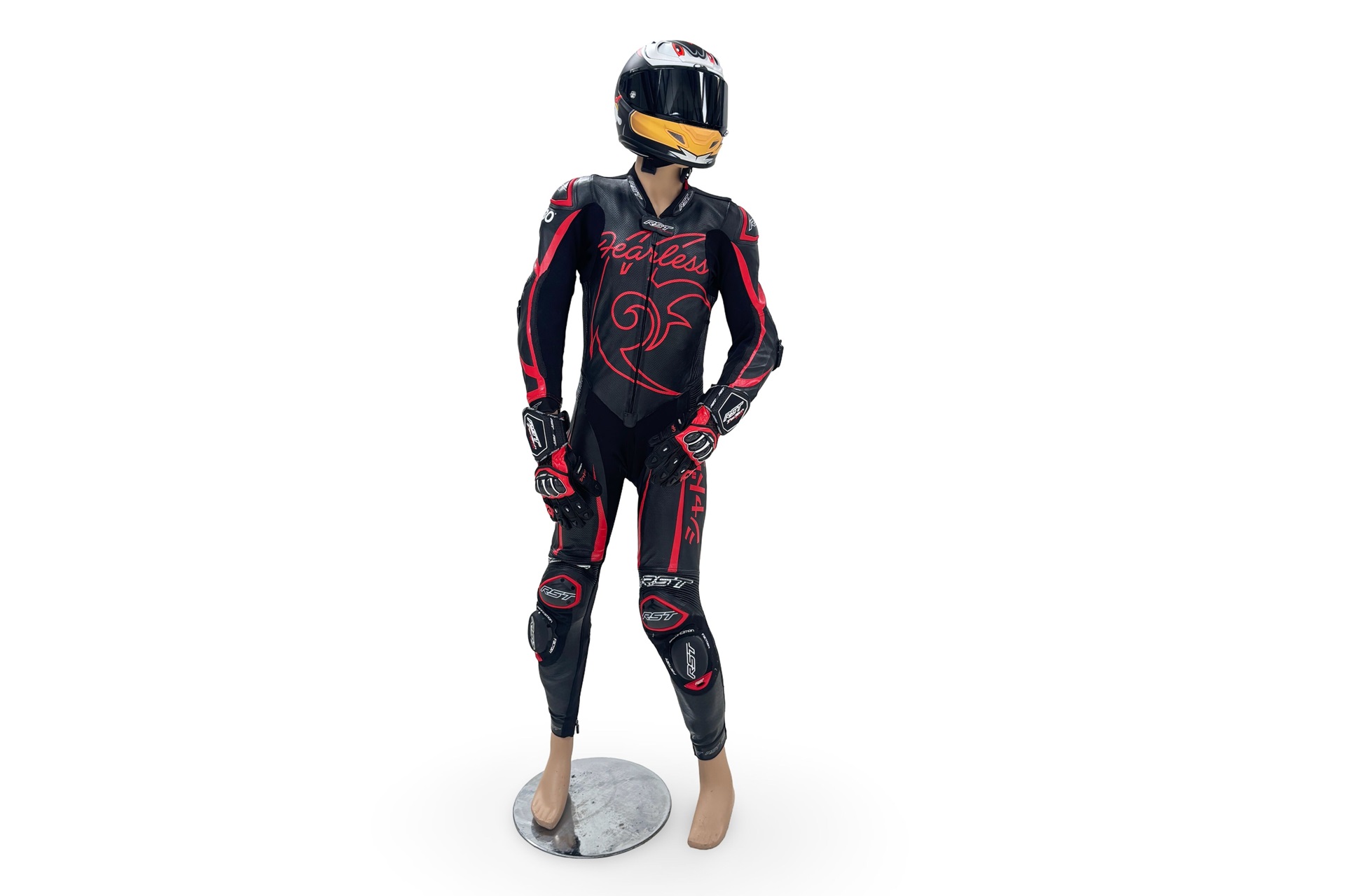 The “Dark Rider – Year of Shadow” auctioned to benefit the Luca Guintoli Foundation reaches a record sales figure