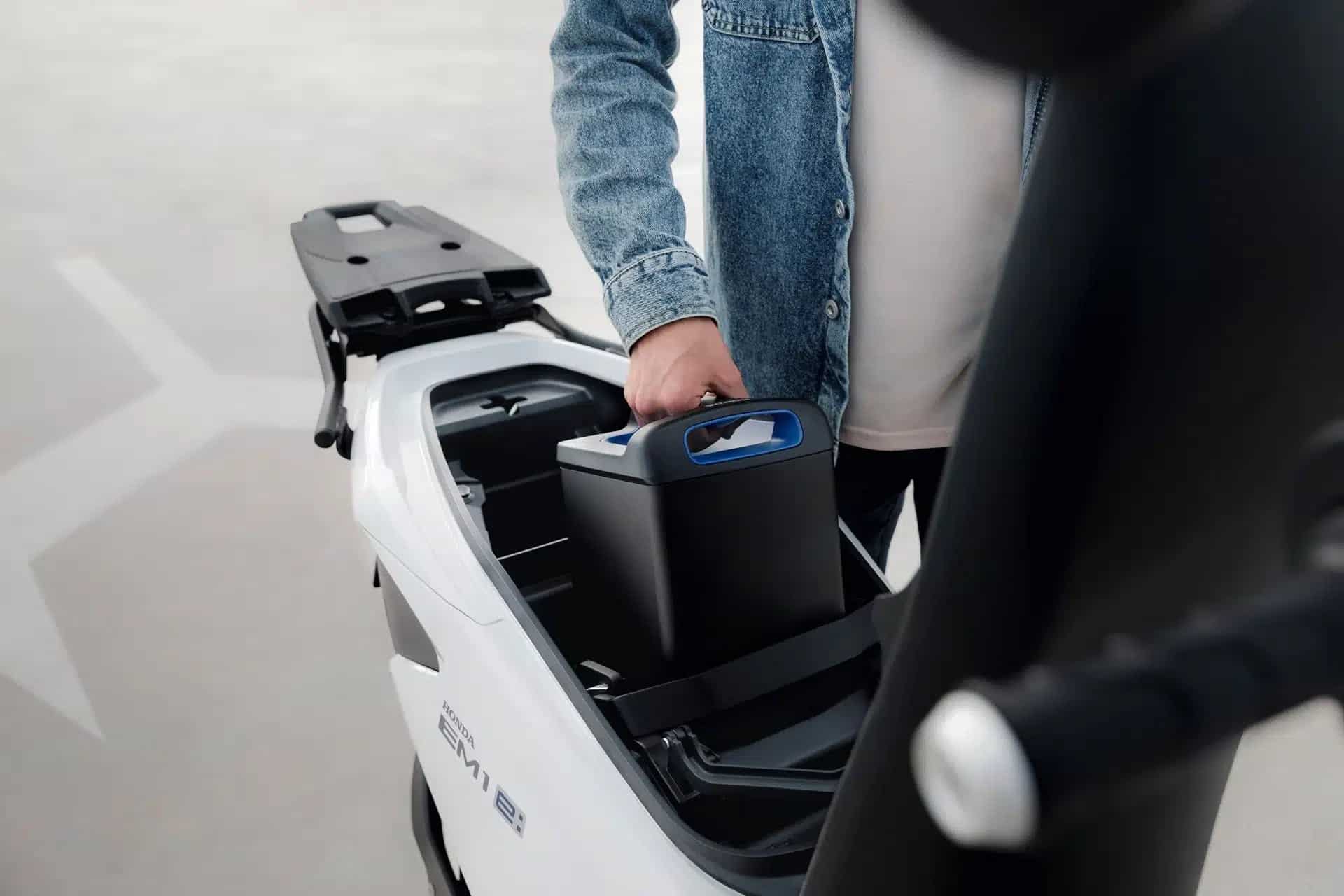 Honda makes its interchangeable battery technology available to the world