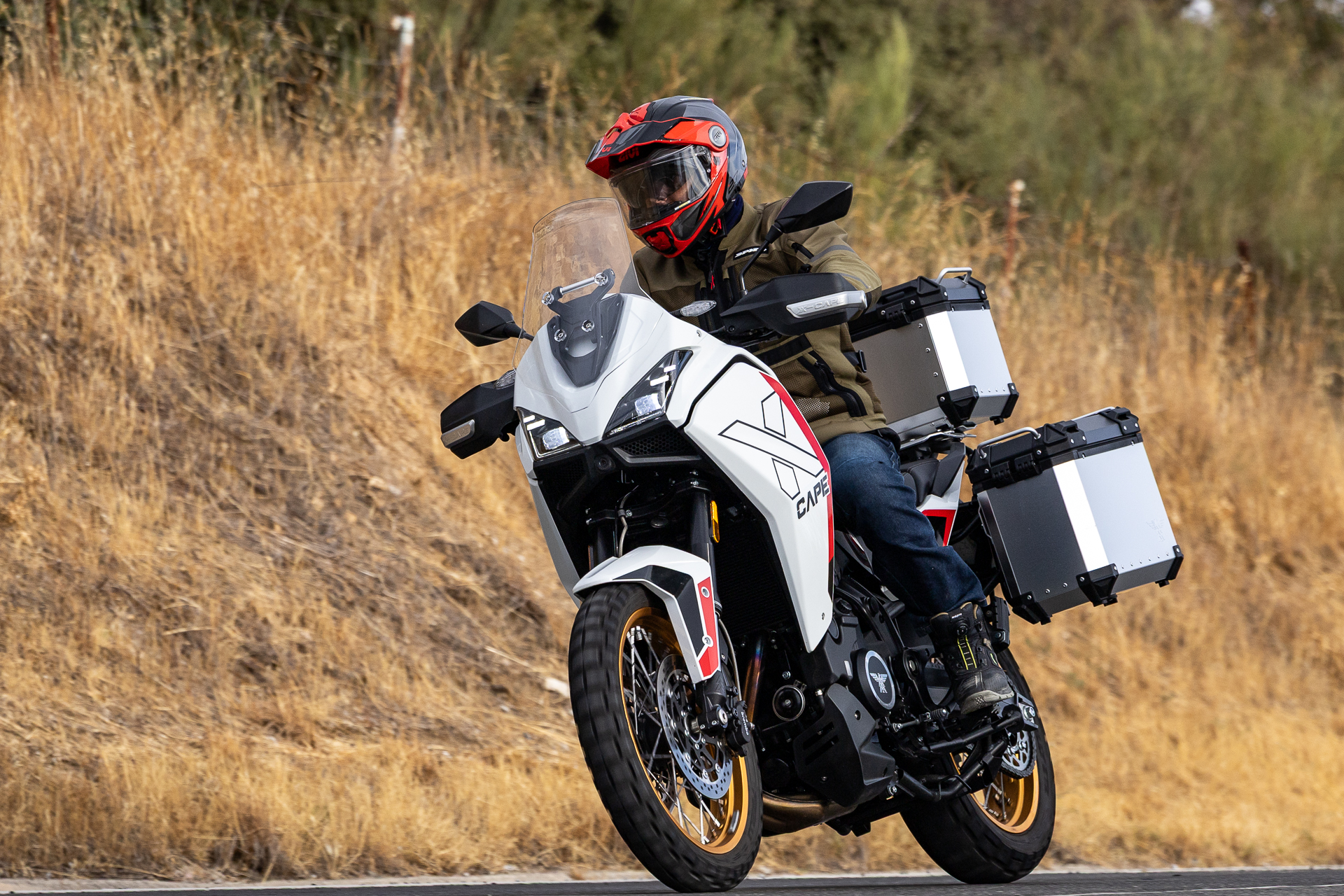 Test Moto Morini X-Cape 700