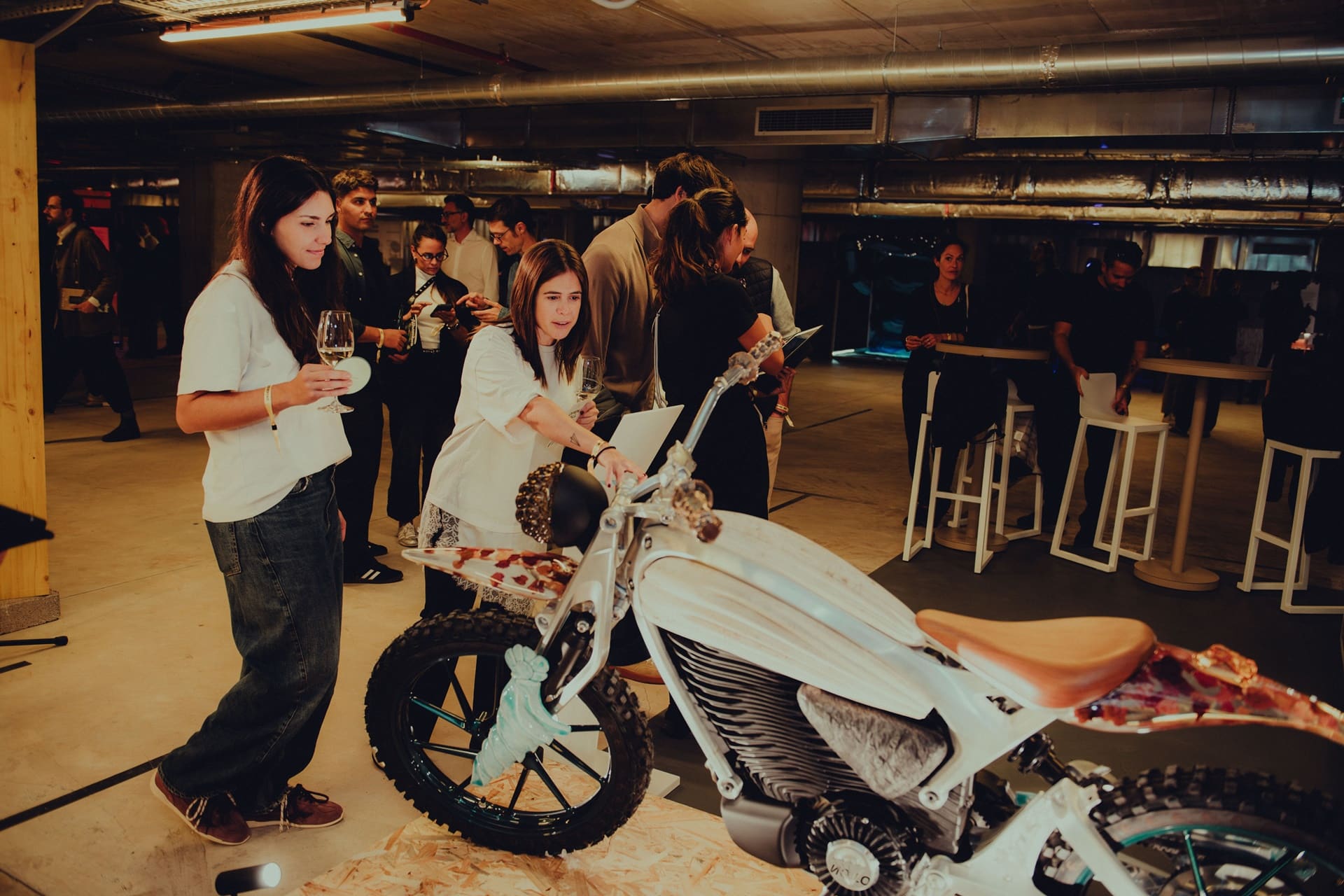 Mattia Biagi presents “Motototem”, the Flying Flea C6 conceived from an artistic perspective