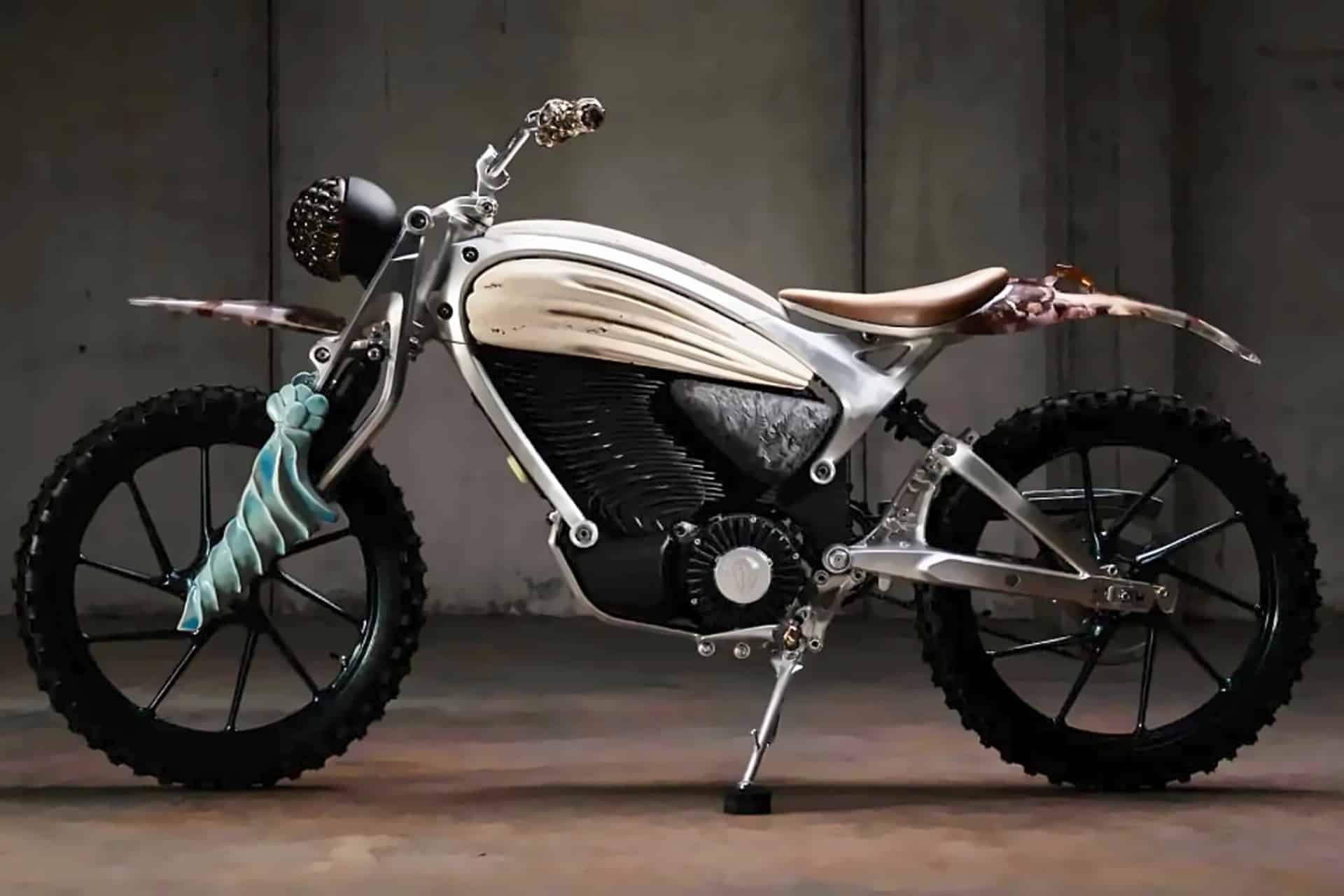 Mattia Biagi presents “Motototem”, the Flying Flea C6 conceived from an artistic perspective