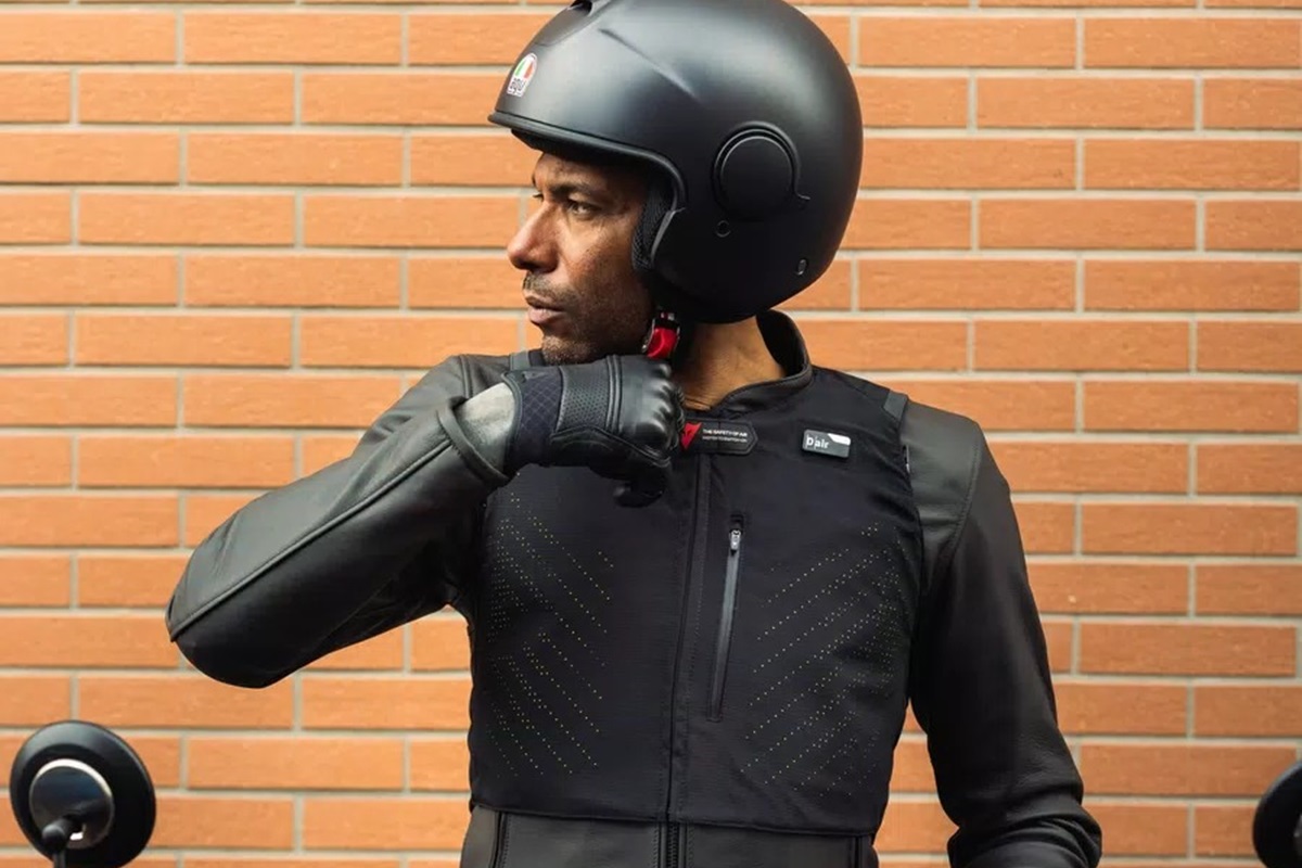 Dainese Smart GO “the lightest motorcycle airbag in history”